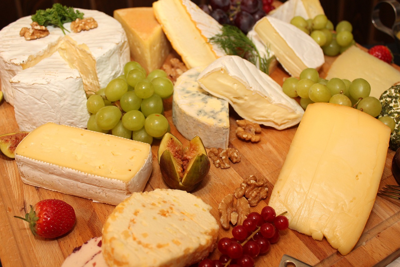cheese-platter-1108564_1280 Cheese platter